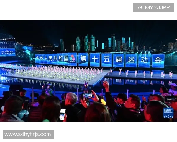 全运会闭幕式布景是深圳高楼大厦